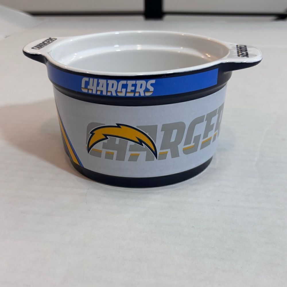 NFL 23-Ounce Sculpted Gametime Bowl NEW LA Chargers  Dip, Snack, Sauce